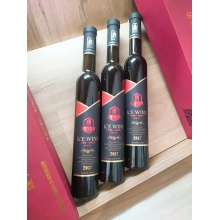 2017五星特级冰葡萄酒酒呈桃红色，具有浓郁的水果香气，酸甜适中，口感醇厚清爽，适合与各类食物搭