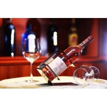 原装原瓶德国半干玫瑰红起泡酒 酒精度11.0° 这是一款来自德国摩泽尔流域的斯托克酒庄的起泡酒